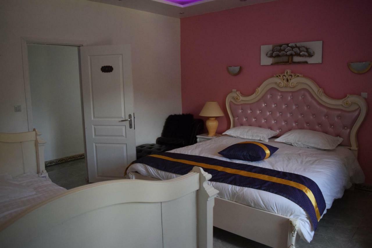 Chateau Nevers Bed & Breakfast Varennes-Vauzelles Luaran gambar